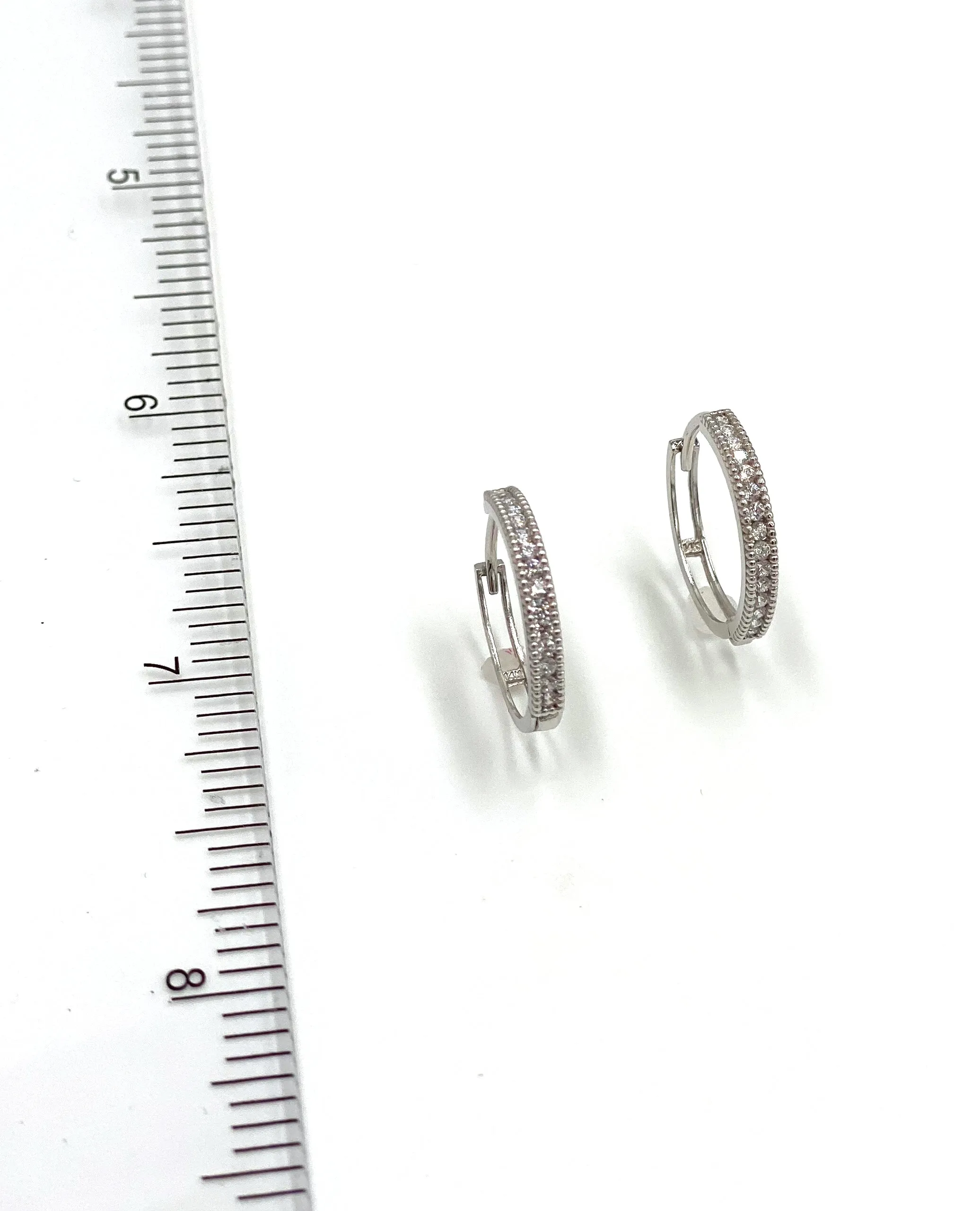 14K White Gold Cubic Zirconia Hoop Earrings