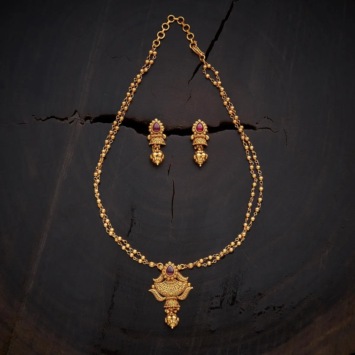Antique Necklace 137745