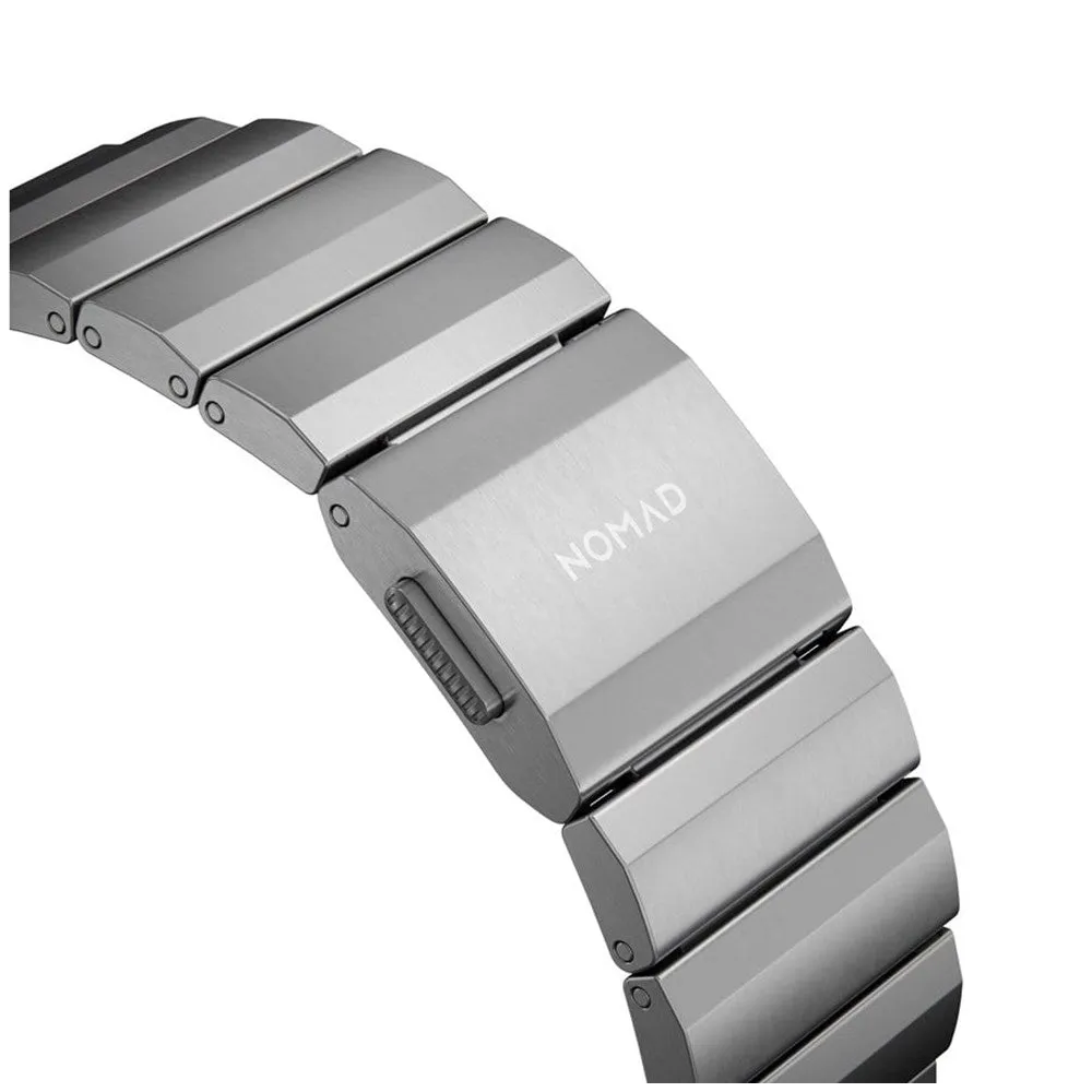 Apple Watch (42/44/SE/45/46/49mm) Nomad Titanium Band Rem - Silver