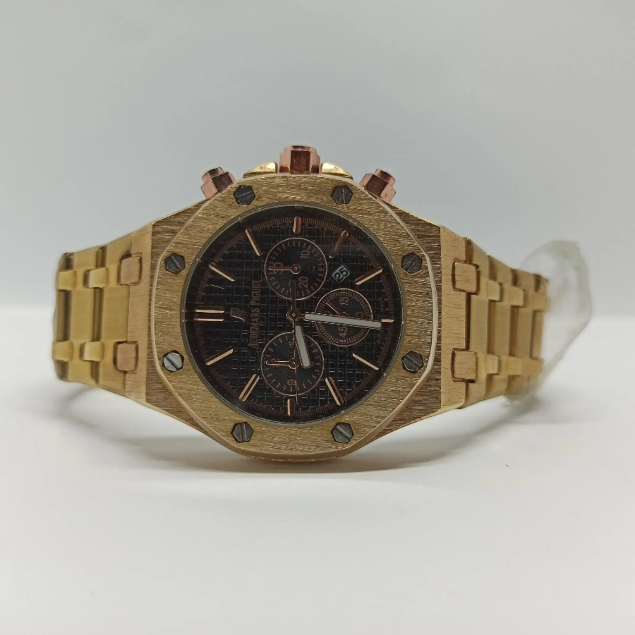 AUDEMARS PIGUET (AP) - GOLDEN/BLACK - GOOD QUALITY - ONLY DATE WORKING - MEN'S WATCH