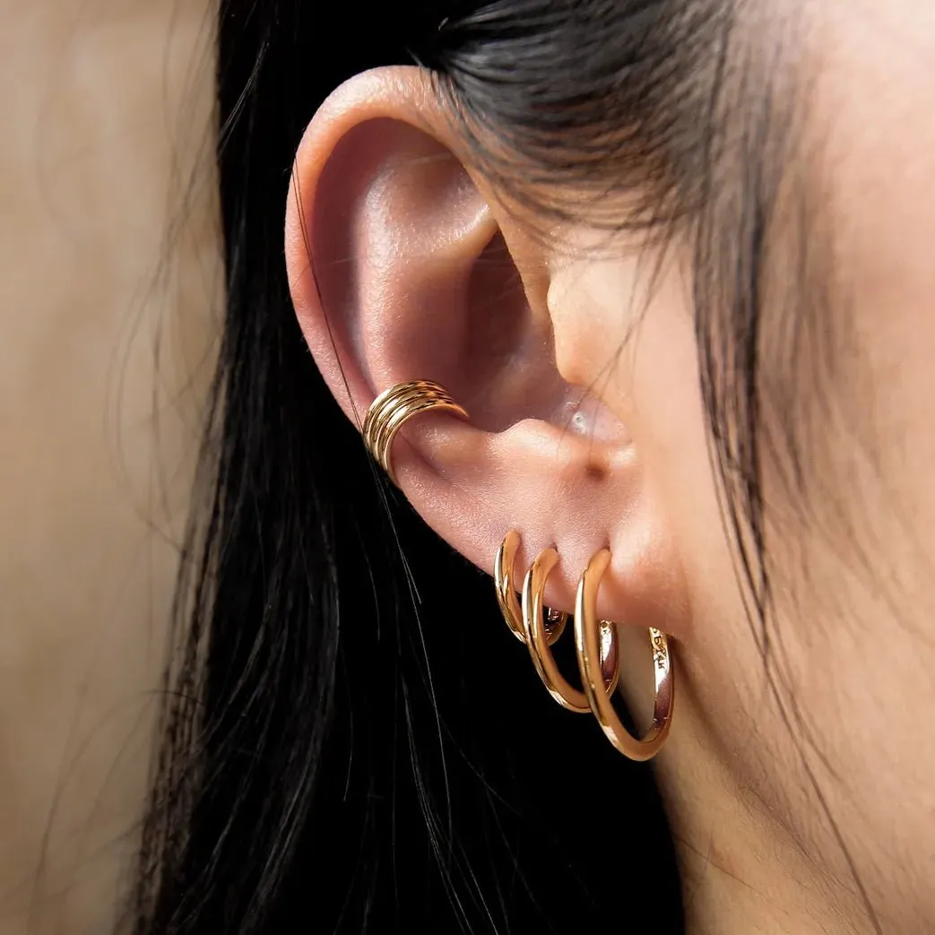 dagger medium hoop - 14k yellow gold hoop