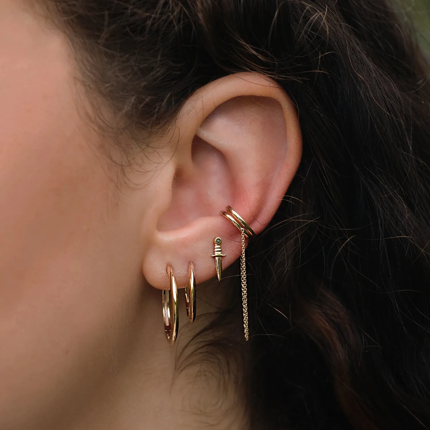 dagger medium hoop - 14k yellow gold hoop
