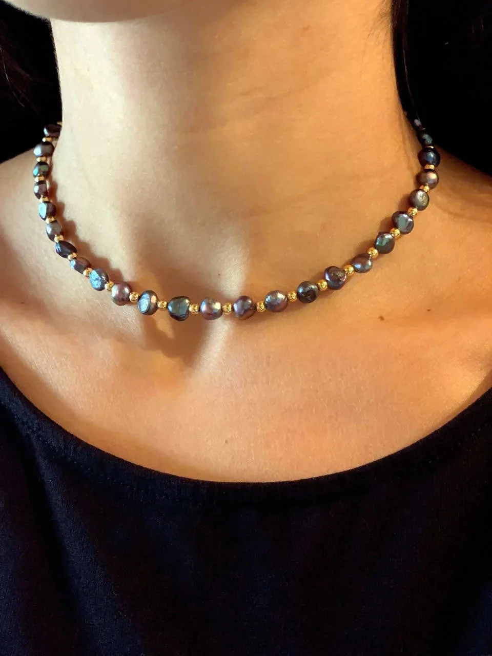 Grey freshwater pearl choker