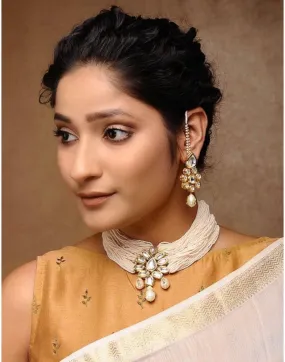 Kundan Choker In Pearl With Earrings