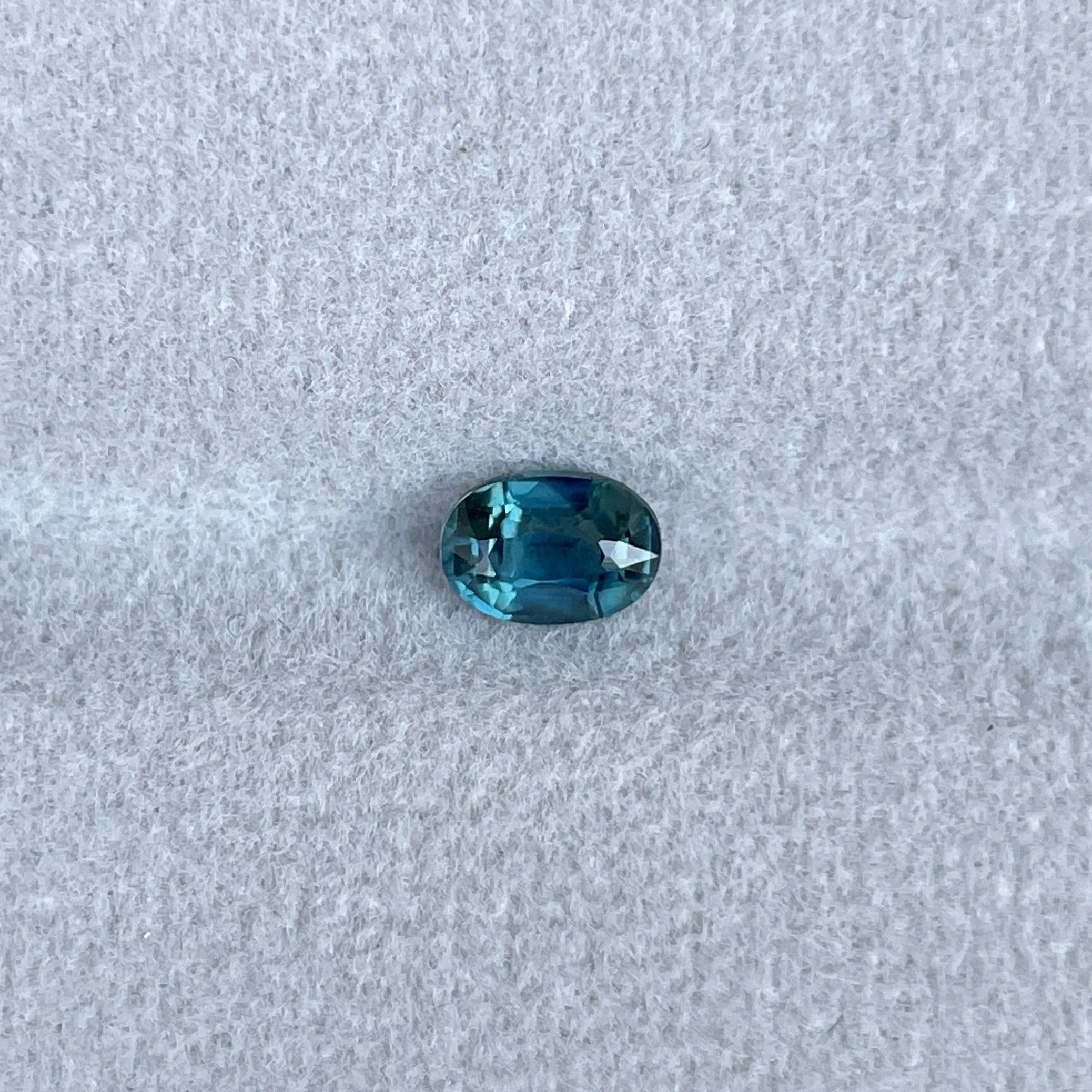 Loose sapphire heated certified blue green oval shape cut natural 0.73 ct