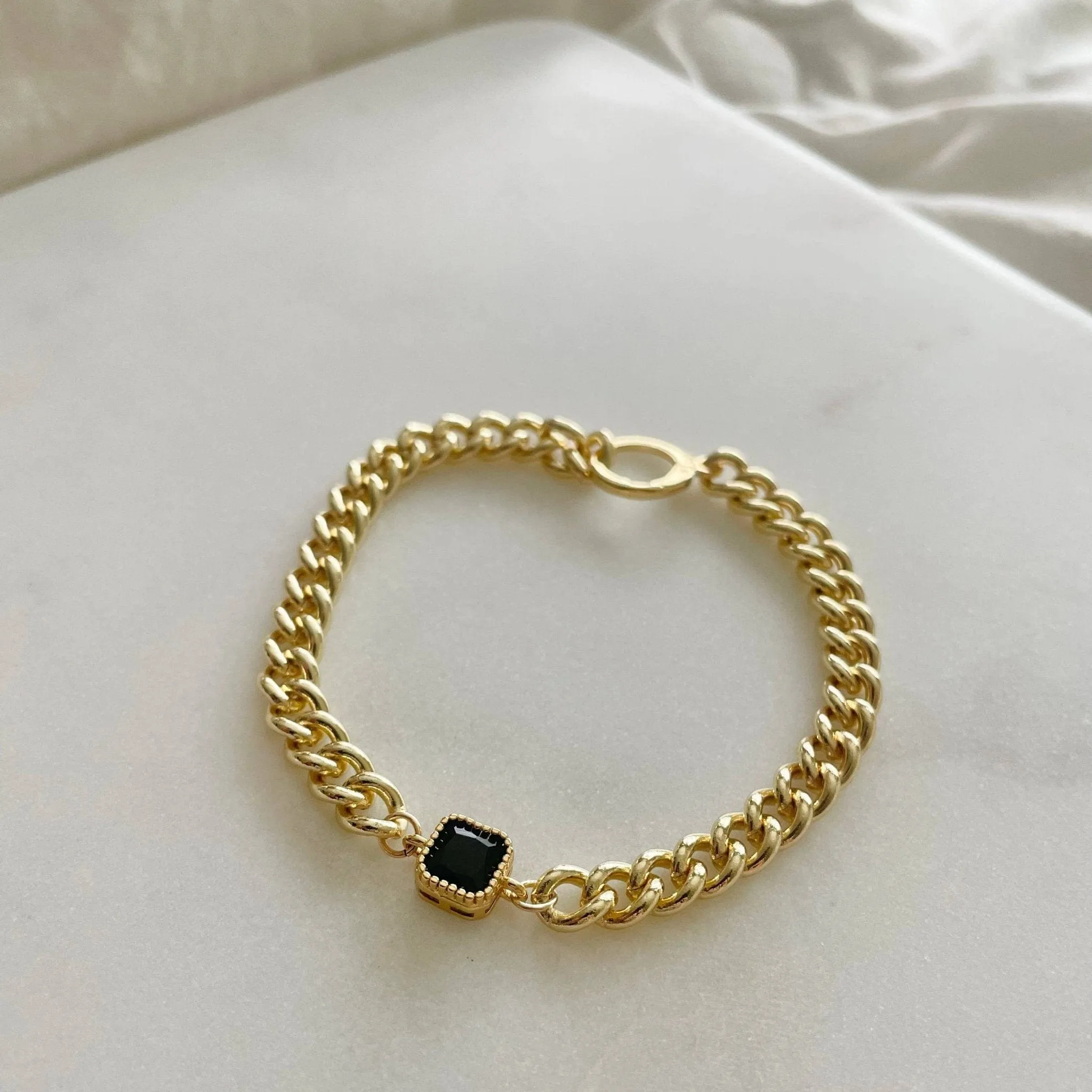 Night Bird Bracelet Black Stone Gold Chain Bracelet filled