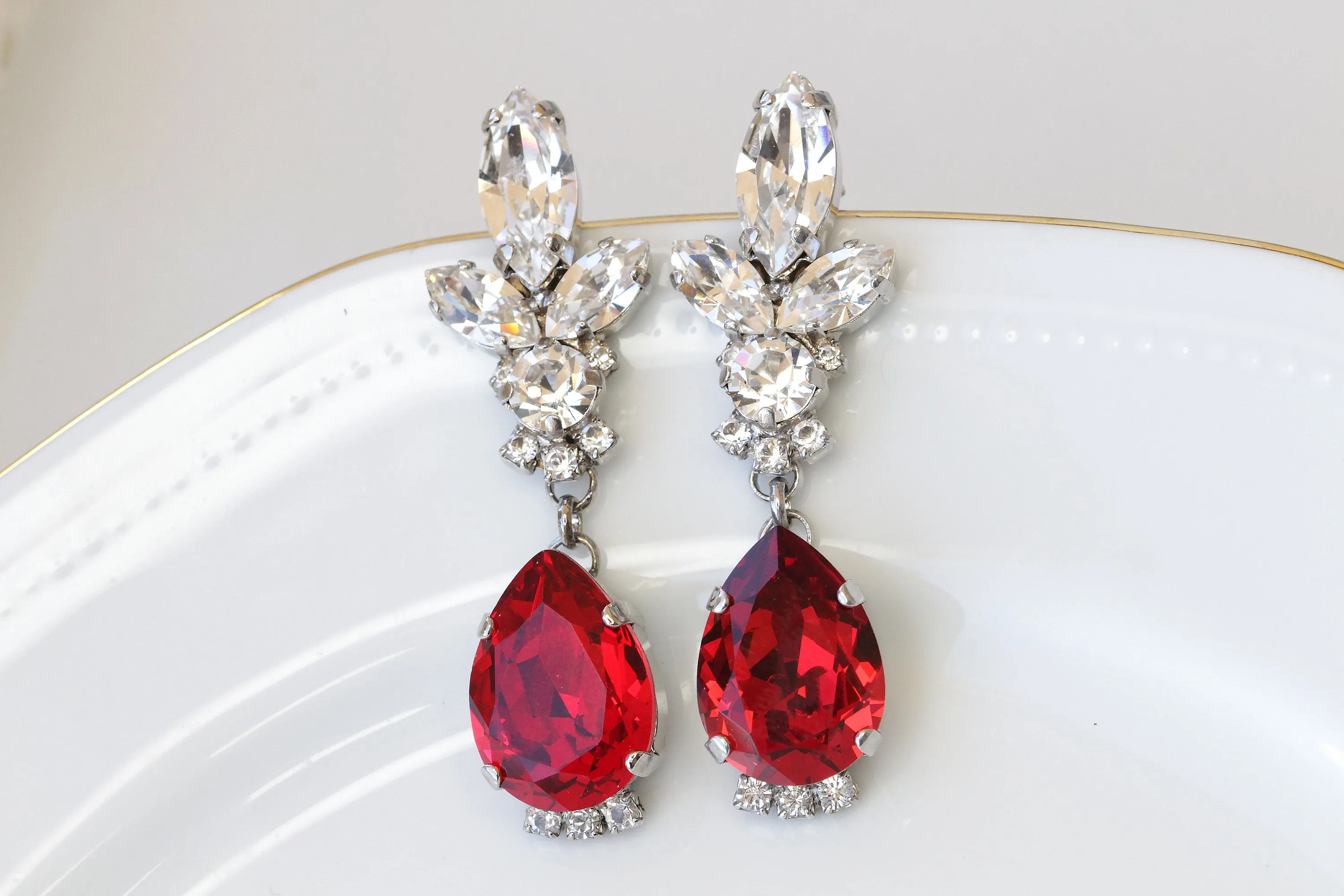 RED LONG EARRINGS
