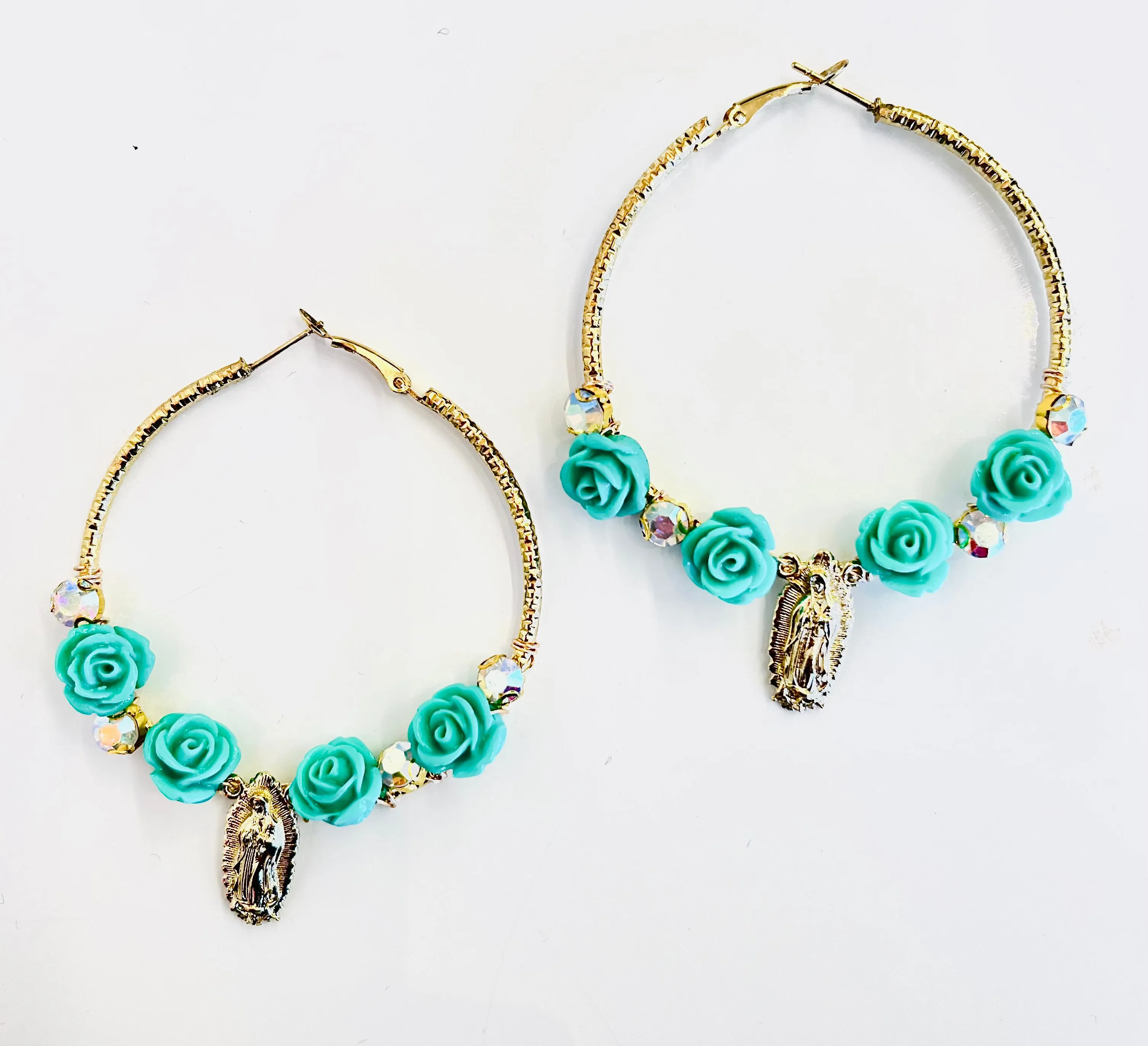Virgencita Blingy Turq Rosita Hoops