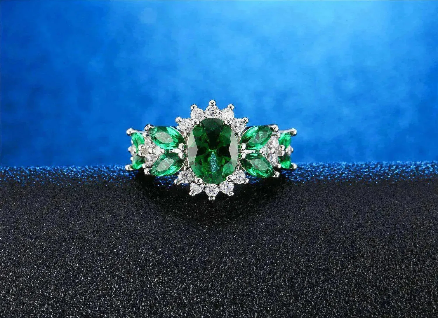 Women's Emerald Zircon Ring Bracelet