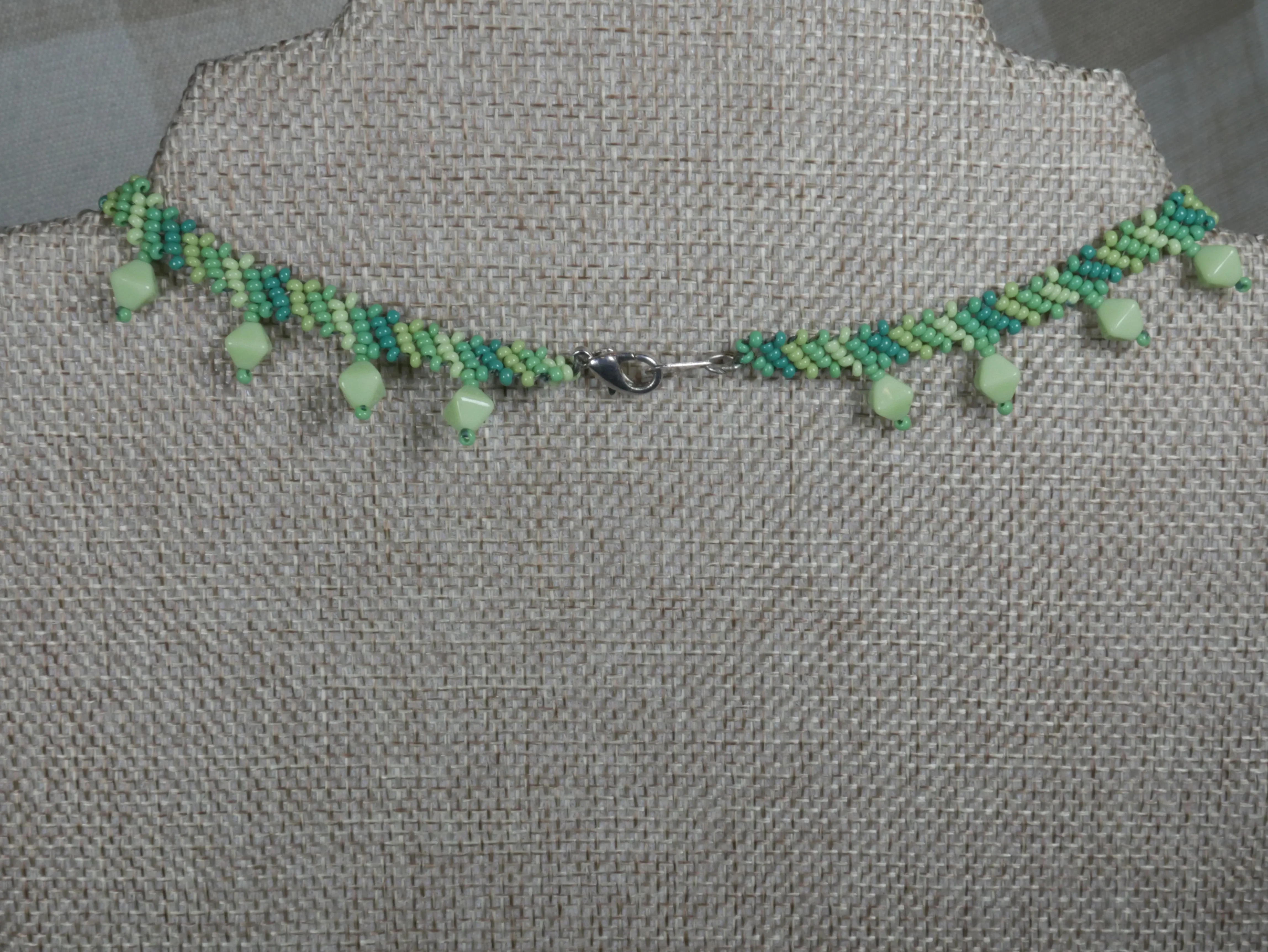 Woven Beaded Green Choker with Diamond Shaped Accents