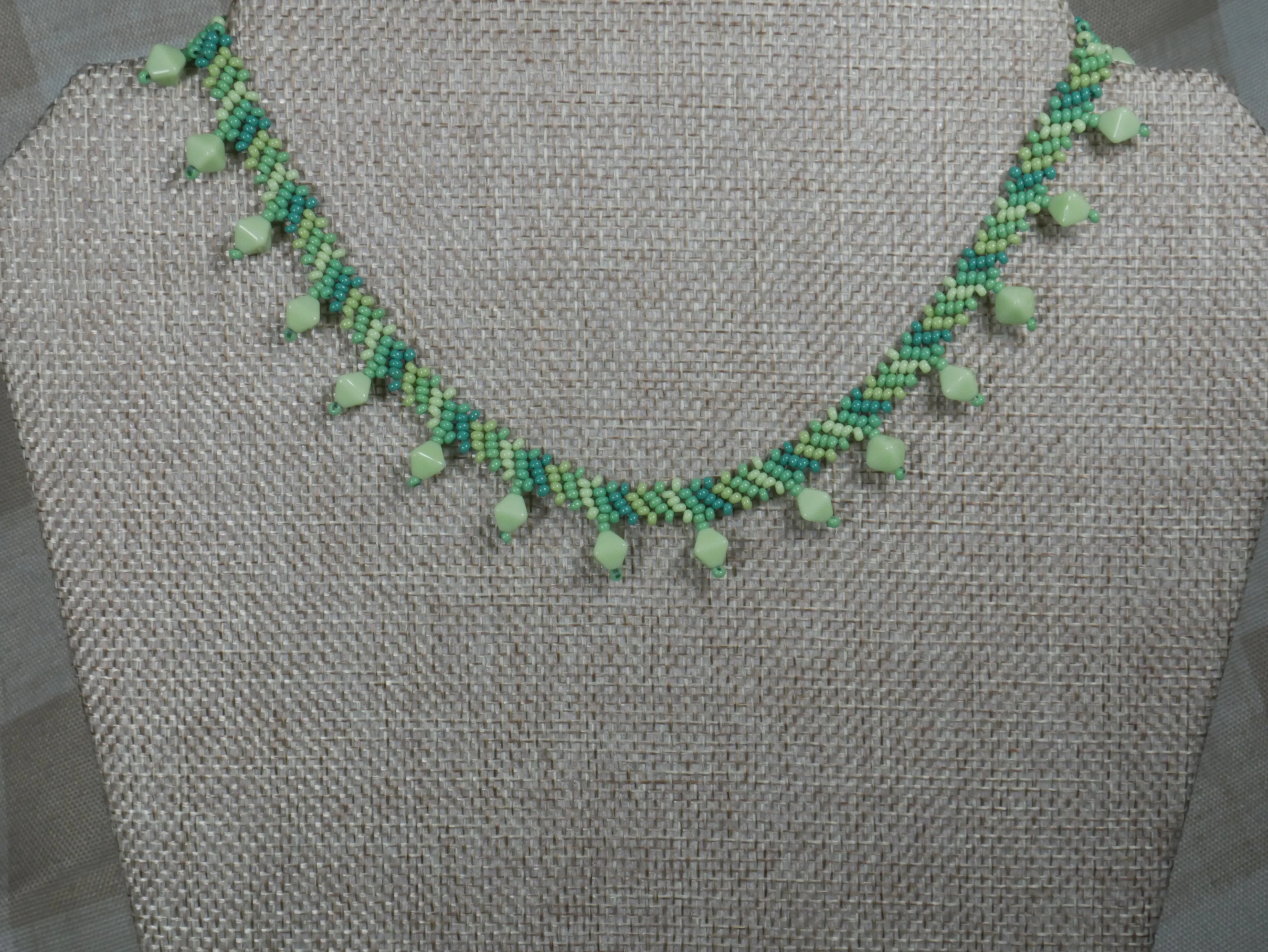 Woven Beaded Green Choker with Diamond Shaped Accents