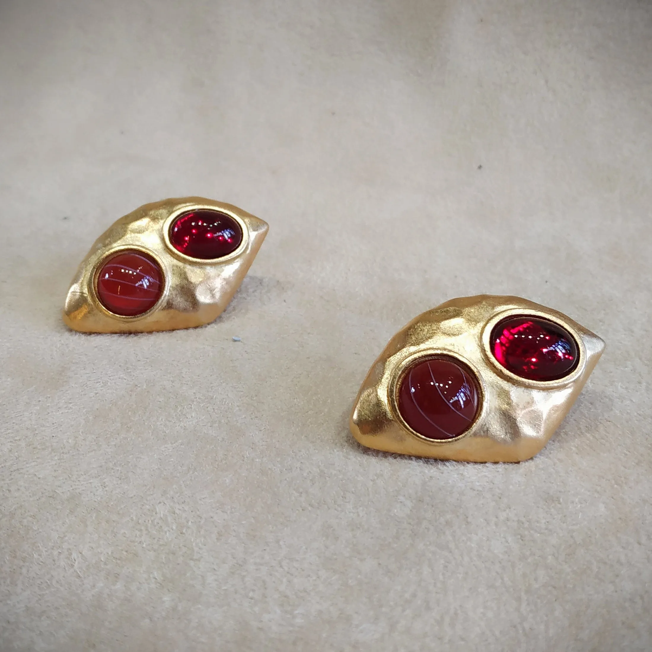Yves Saint Laurent  Earrings Red  Gold Pierced earrings